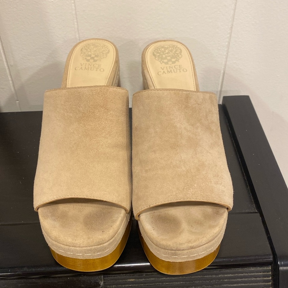Vince Camaro women’s sandals, size 9.5 M